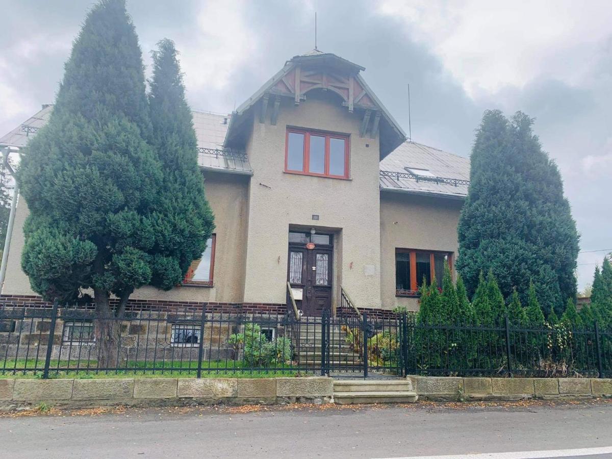 Penzion U Lastuvku Šluknov Buitenkant foto